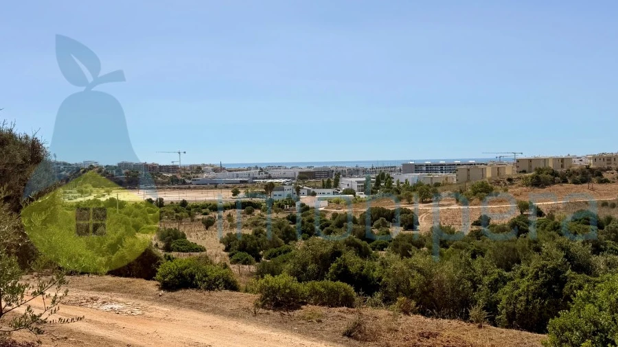 Terreno para Venda em Lagos (São Sebastião e Santa Maria)