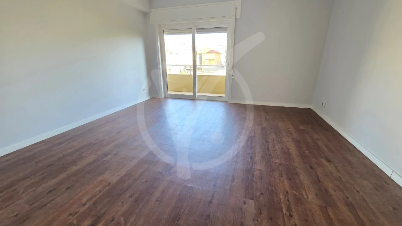 Apartamento T2 para Venda em Póvoa de Varzim, Beiriz e Argivai Foto 2