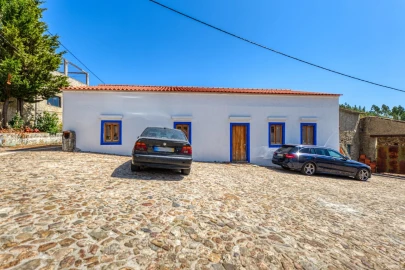 Moradia T4 para Venda em Envendos