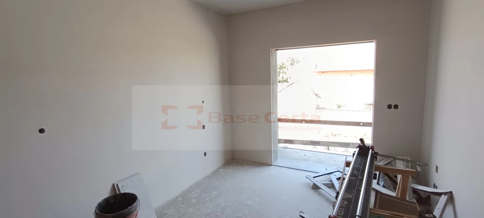 Apartamento T5 para Venda em Corroios Foto 28