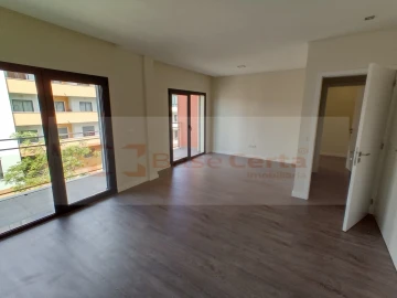 Apartamento T5 para Venda em Corroios