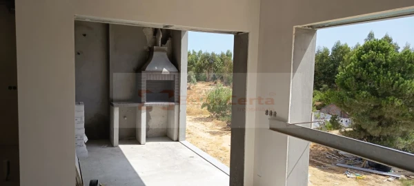Apartamento T5 para Venda em Corroios