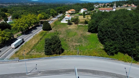 Terreno para Venda em Vila Nova de Cerveira e Lovelhe
