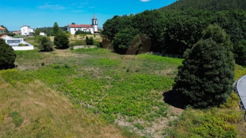 Terreno para Venda em Vila Nova de Cerveira e Lovelhe