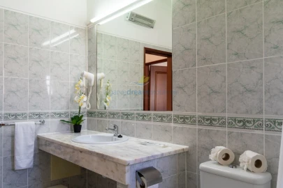 Moradia T2 para Venda em Albufeira e Olhos de Água