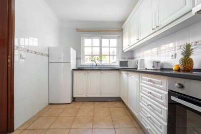 Moradia T2 para Venda em Albufeira e Olhos de Água