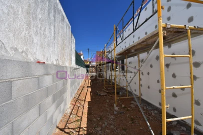 Moradia T3 para Venda em Nossa Sra de Fatima