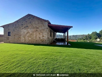 Moradia T4 para Venda em Covas