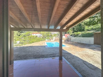 Moradia T4 para Venda em Covas