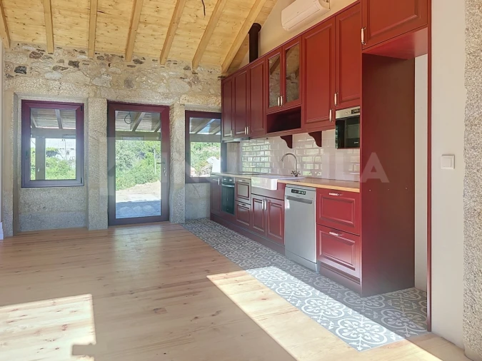 Moradia T4 para Venda em Covas Foto 18