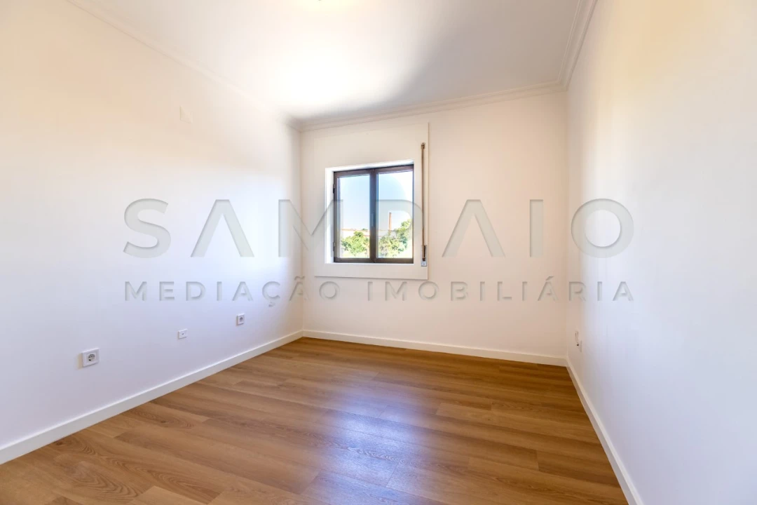 Apartamento T2 para Venda em Rio Tinto Foto 10