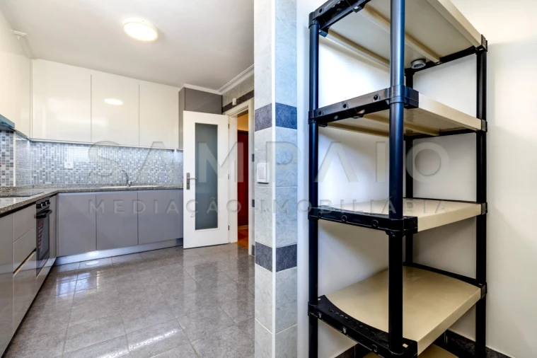 Apartamento T2 para Venda em Rio Tinto Foto 7
