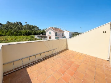 Moradia T3 para Venda em Pedroso e Seixezelo