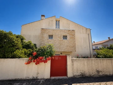 Moradia T3 para Venda em Pedroso e Seixezelo