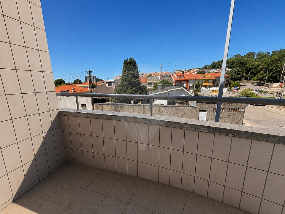 Apartamento T1 para Venda em Mafamude e Vilar do Paraíso Foto 10