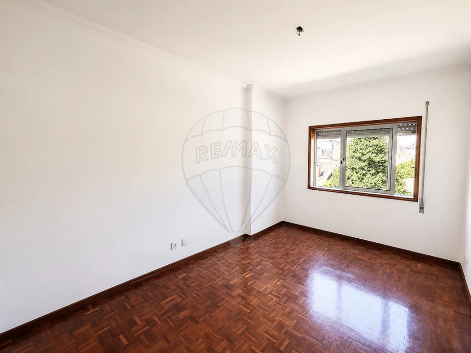 Apartamento T1 para Venda em Mafamude e Vilar do Paraíso Foto 6