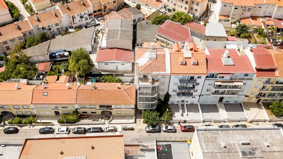 Prédio para Venda em Almada, Cova da Piedade, Pragal e Cacilhas Foto 13
