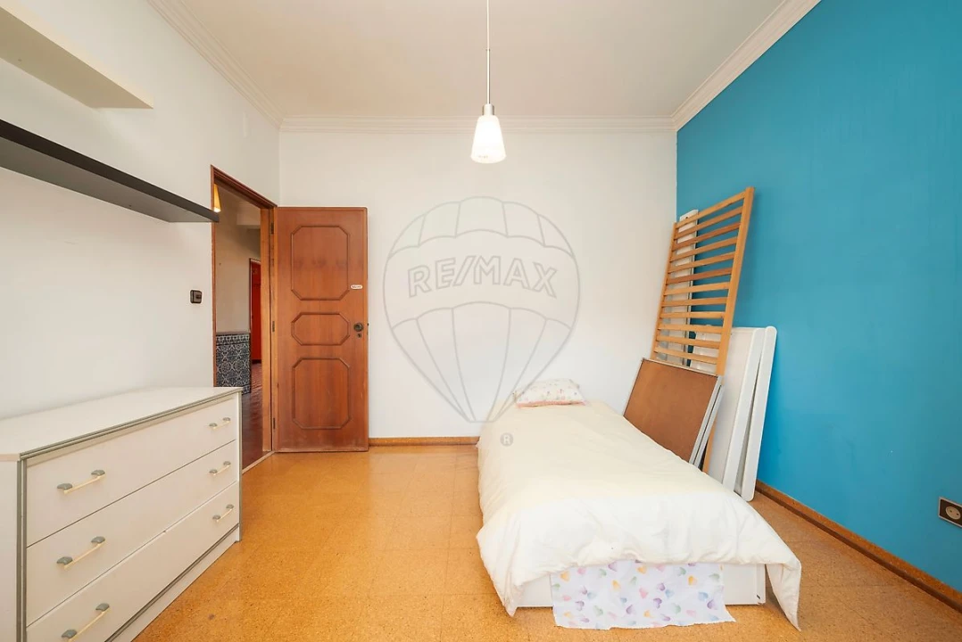 Apartamento T3 para Venda em Ramada e Caneças Foto 20