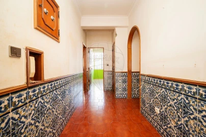 Apartamento T3 para Venda em Ramada e Caneças