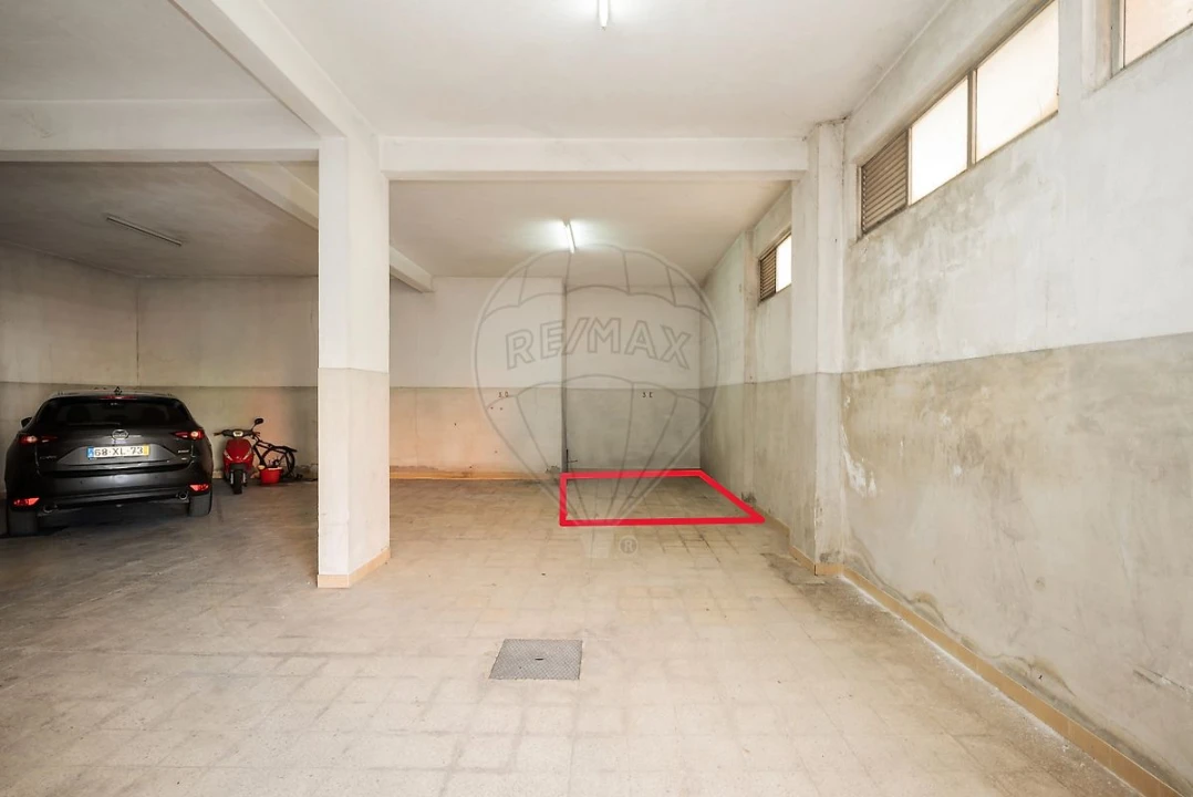 Apartamento T3 para Venda em Ramada e Caneças Foto 32