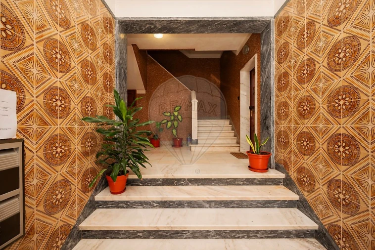 Apartamento T3 para Venda em Ramada e Caneças Foto 30