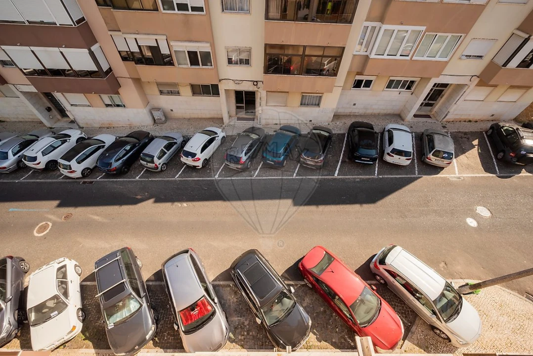 Apartamento T3 para Venda em Ramada e Caneças Foto 9