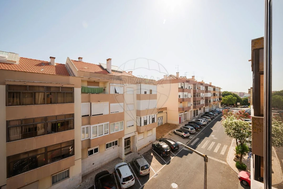 Apartamento T3 para Venda em Ramada e Caneças Foto 27