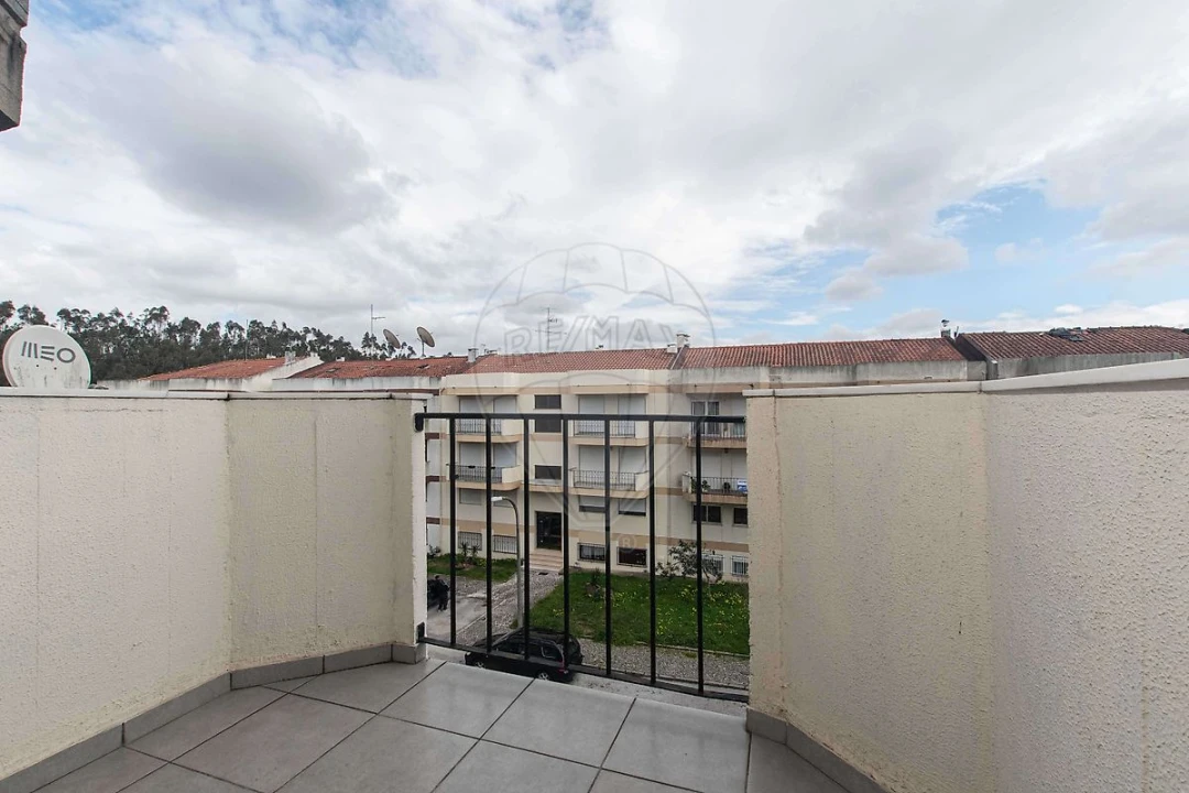 Apartamento T3 para Venda em Leiria, Pousos, Barreira e Cortes Foto 13