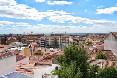 Moradia T1 para Venda em Alverca do Ribatejo e Sobralinho