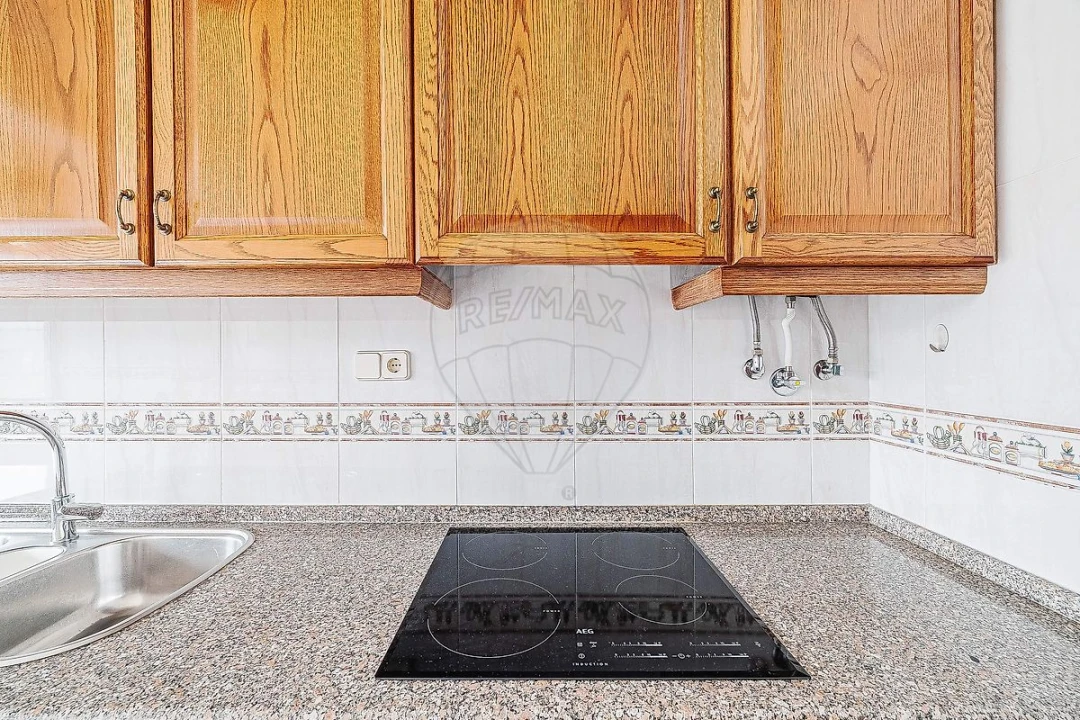 Apartamento T3 para Venda em Póvoa de Santo Adrião e Olival Basto Foto 27