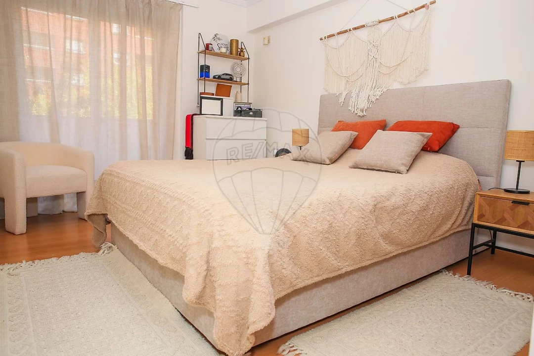 Apartamento T1 para Venda em Lumiar Foto 14