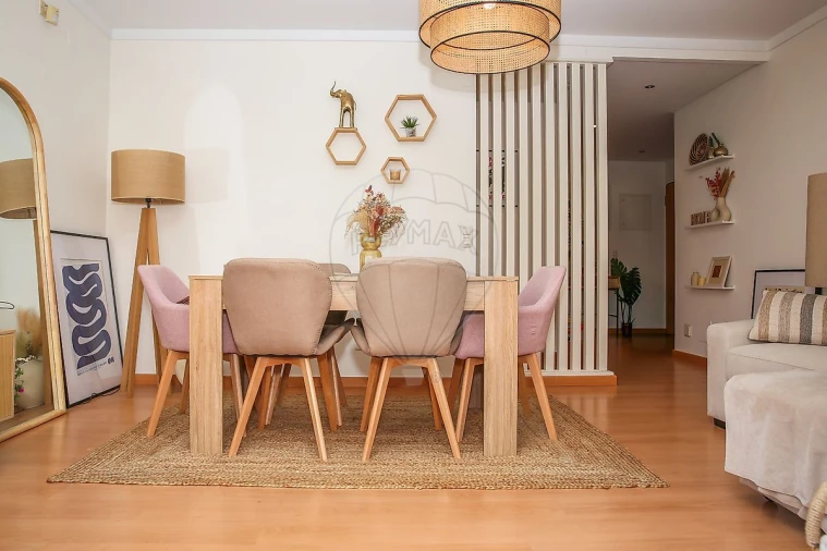 Apartamento T1 para Venda em Lumiar Foto 18