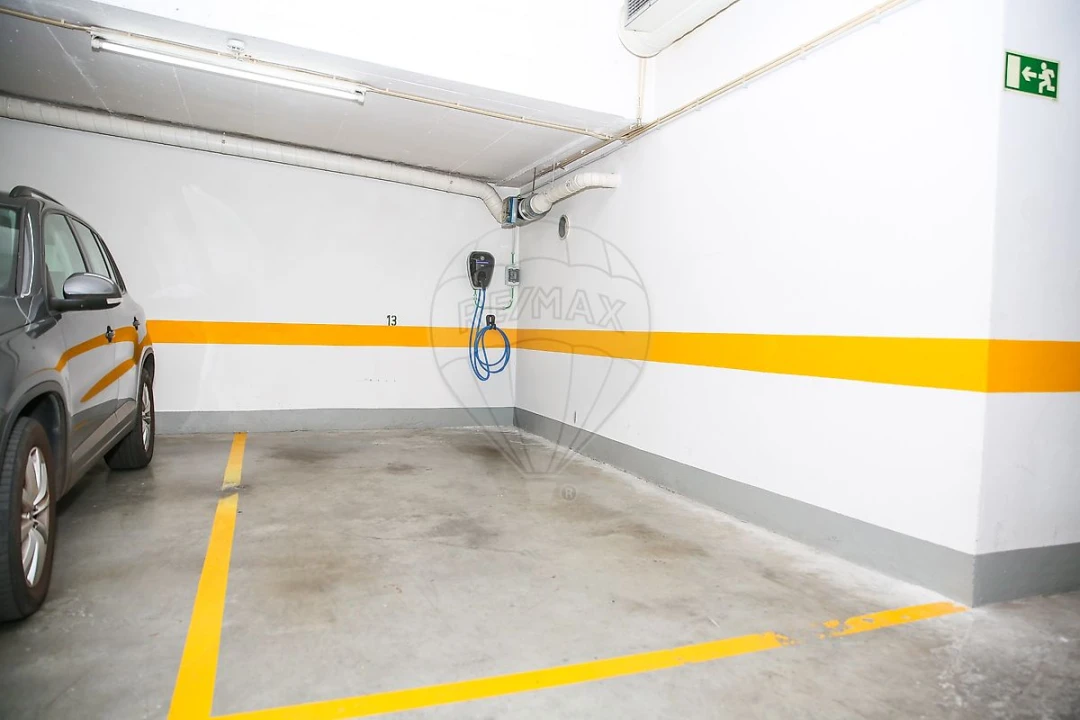 Apartamento T1 para Venda em Lumiar Foto 21