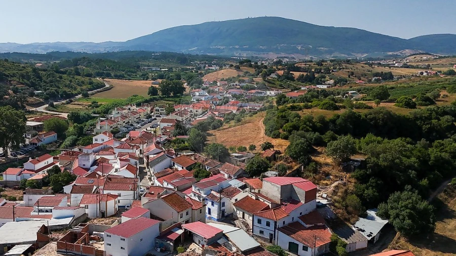 Moradia T2 para Venda em Abrigada e Cabanas de Torres