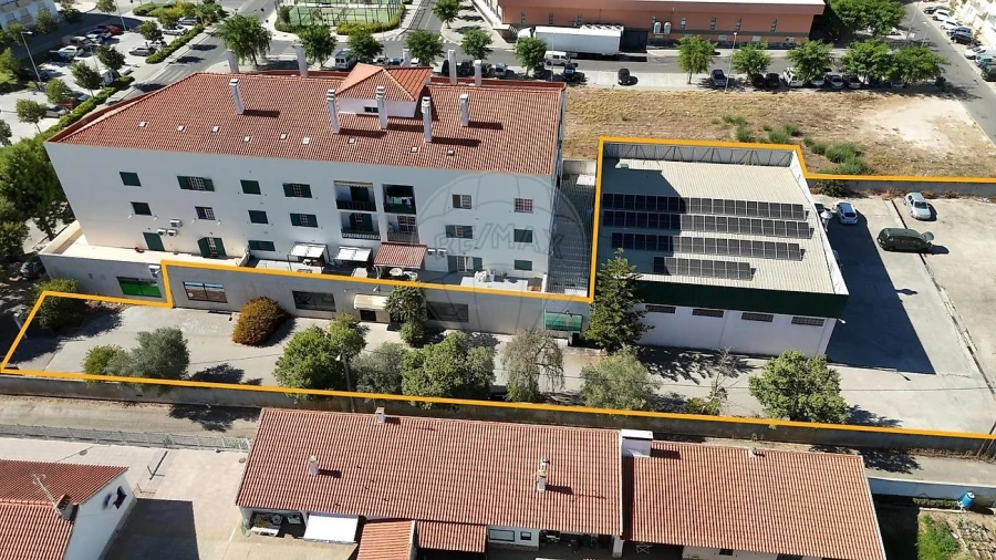 Negócio para Venda em Samora Correia Foto 9