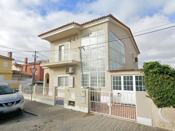 Moradia T3 para Venda em Azeitão (São Lourenço e São Simão)