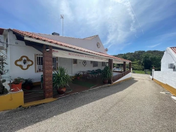 Quinta T3 para Venda em Nossa Senhora da Vila, Nossa Senhora do Bispo e Silveiras