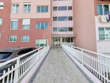 Apartamento T2 para Venda em União das Freguesias de Setúbal