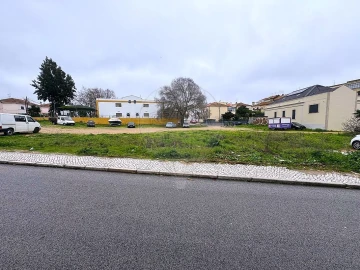 Terreno para Venda em Setubal (São Sebastião)