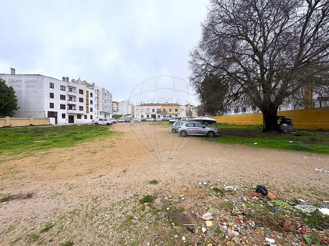 Terreno para Venda em Setubal (São Sebastião) Foto 3