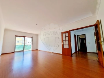 Apartamento T2 para Venda em Alto do Seixalinho, Santo André e Verderena