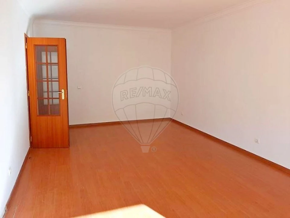 Apartamento T2 para Venda em Alto do Seixalinho, Santo André e Verderena Foto 1