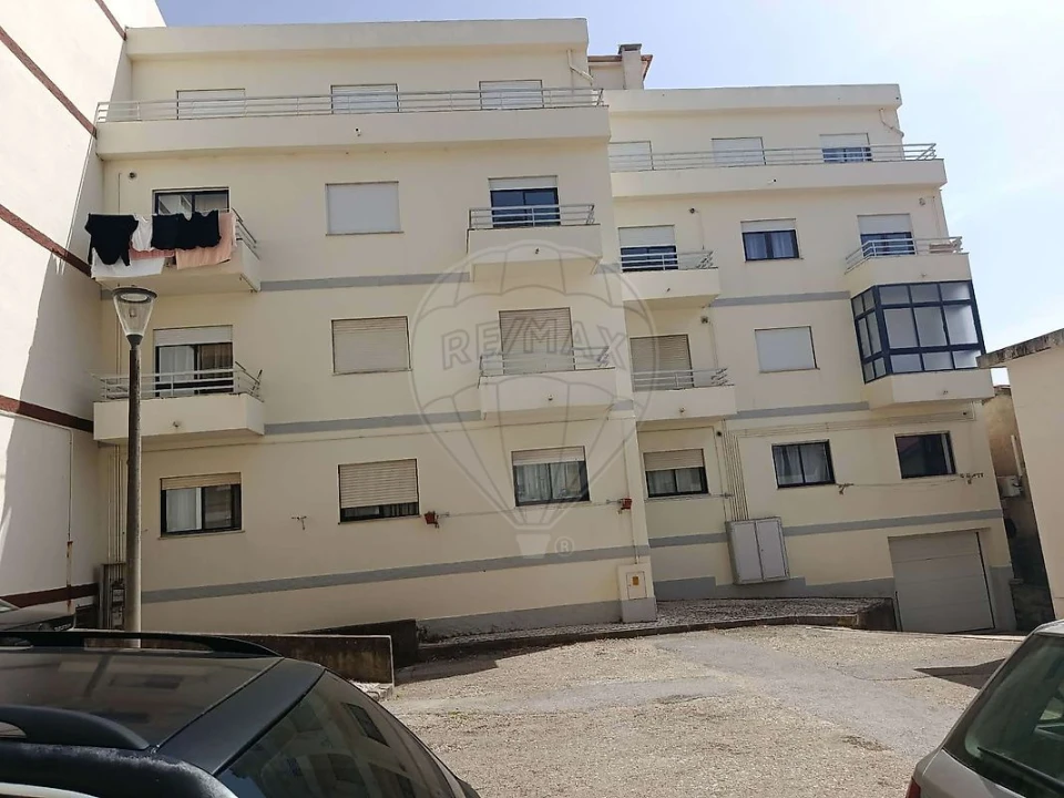 Apartamento T1 para Venda em Buarcos Foto 2