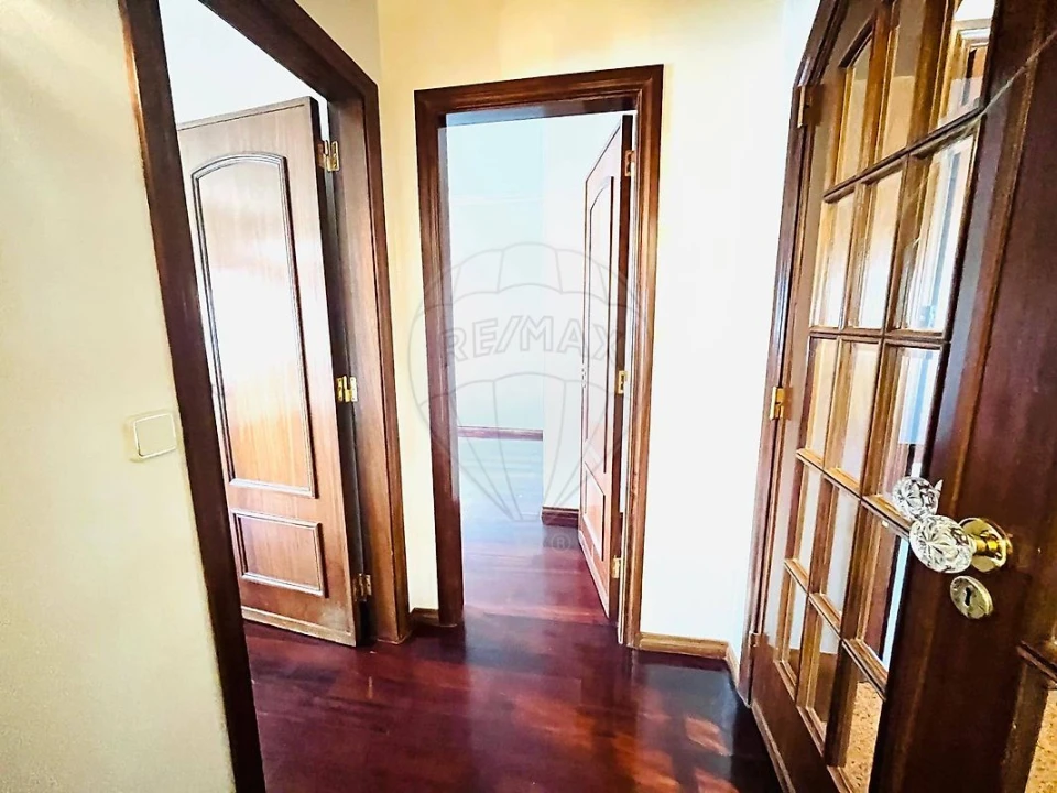 Apartamento T3 para Arrendamento em Alfragide Foto 25