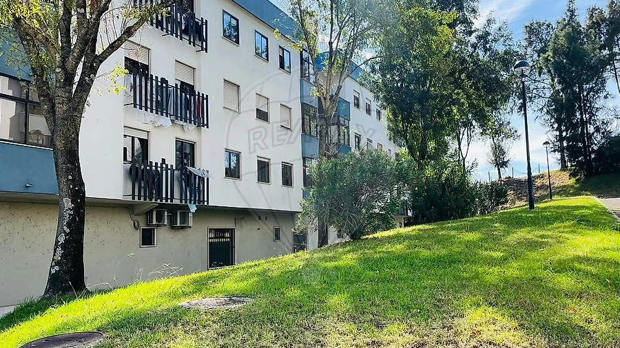Apartamento T3 para Arrendamento em Alfragide