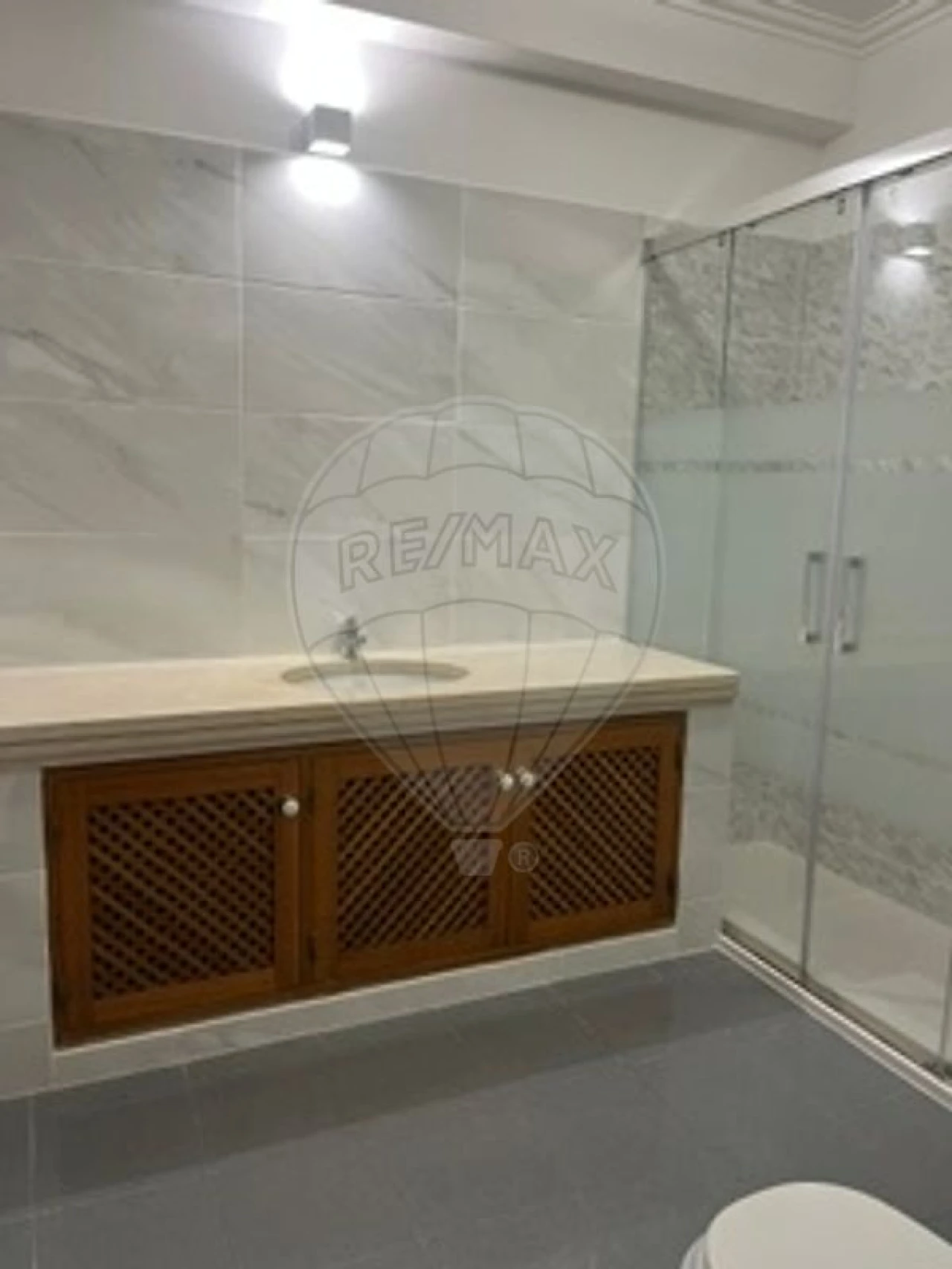 Apartamento T2 para Arrendamento em Alfragide Foto 27