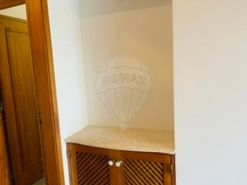Apartamento T2 para Arrendamento em Alfragide