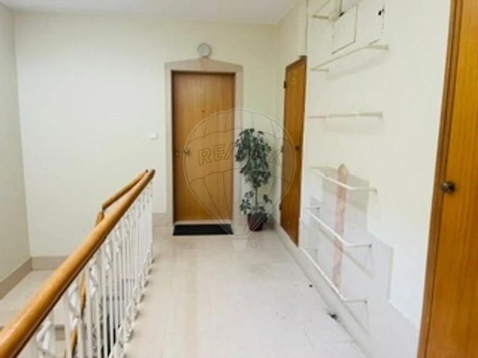 Apartamento T2 para Arrendamento em Alfragide Foto 15