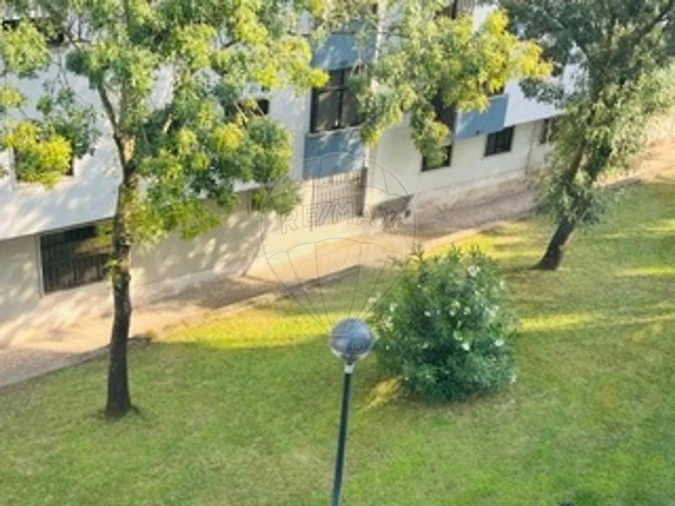 Apartamento T2 para Arrendamento em Alfragide Foto 17