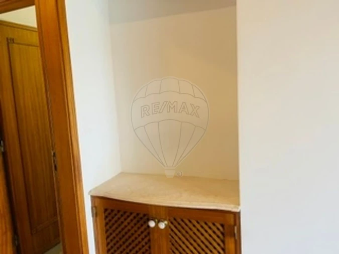 Apartamento T2 para Arrendamento em Alfragide Foto 13